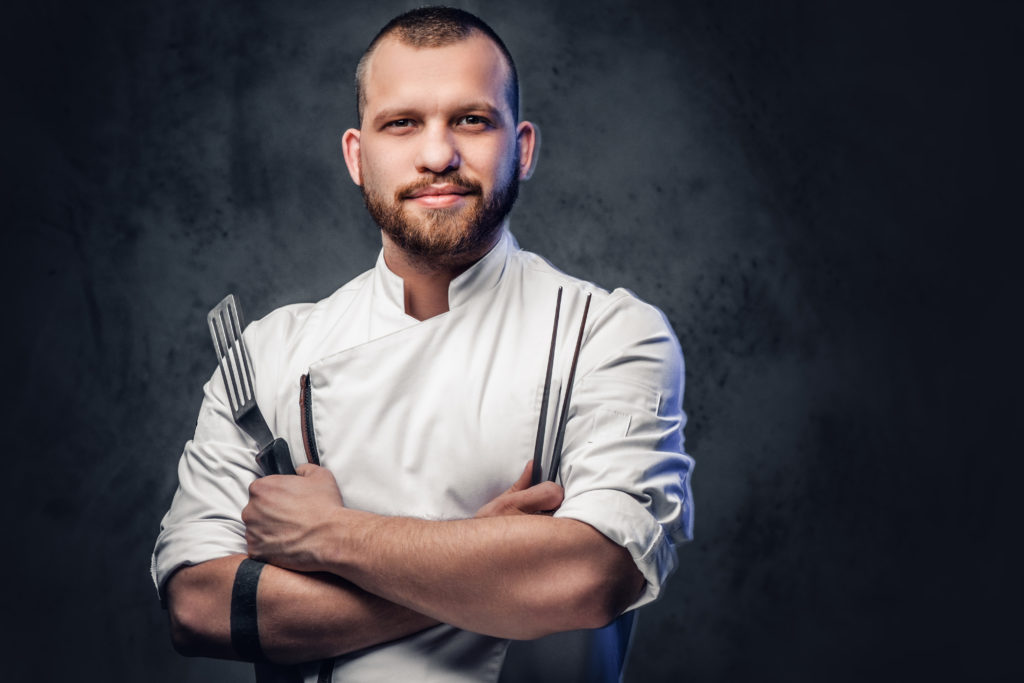 What is the difference between chefs and cooks?